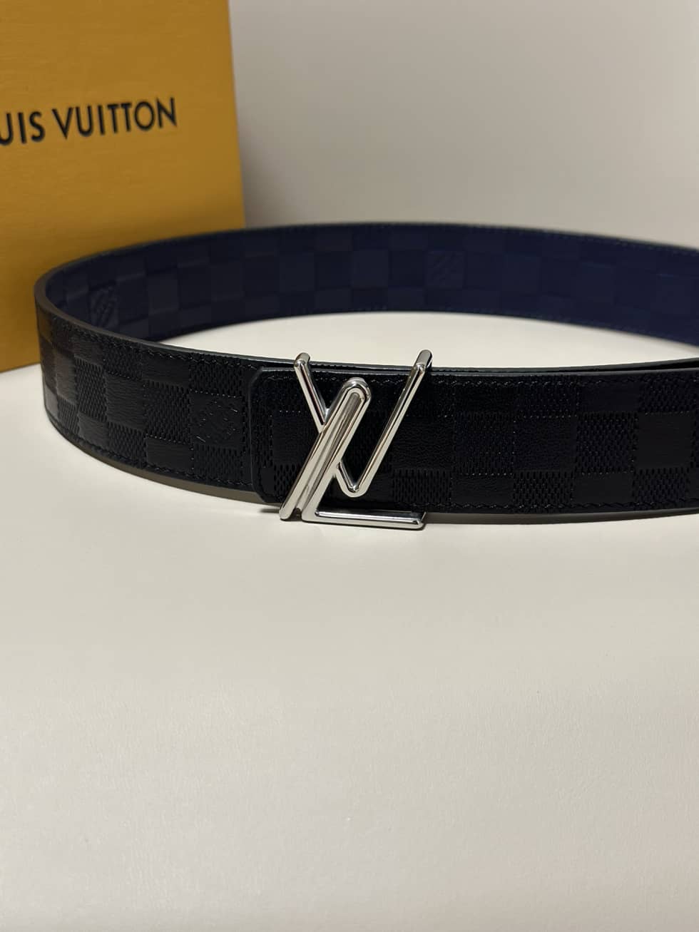 loubelt104_1
