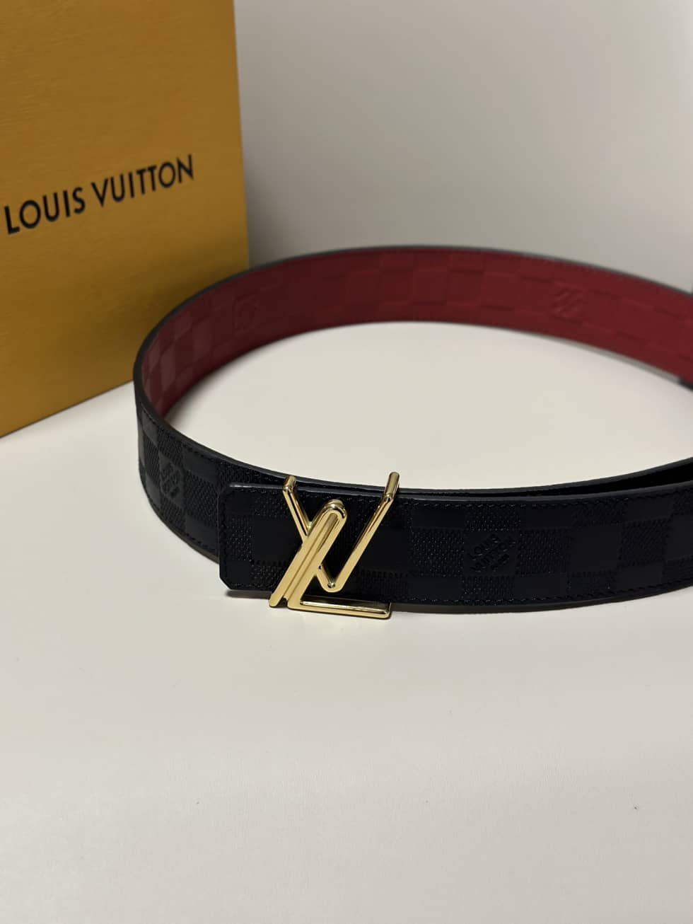 loubelt106_1