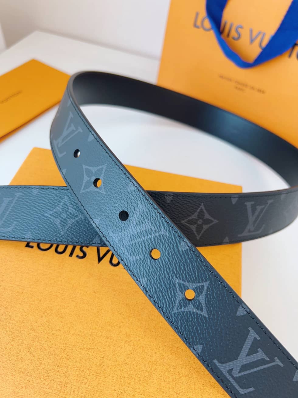 loubelt138_3
