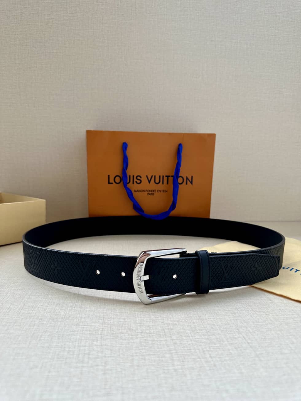 loubelt198_1
