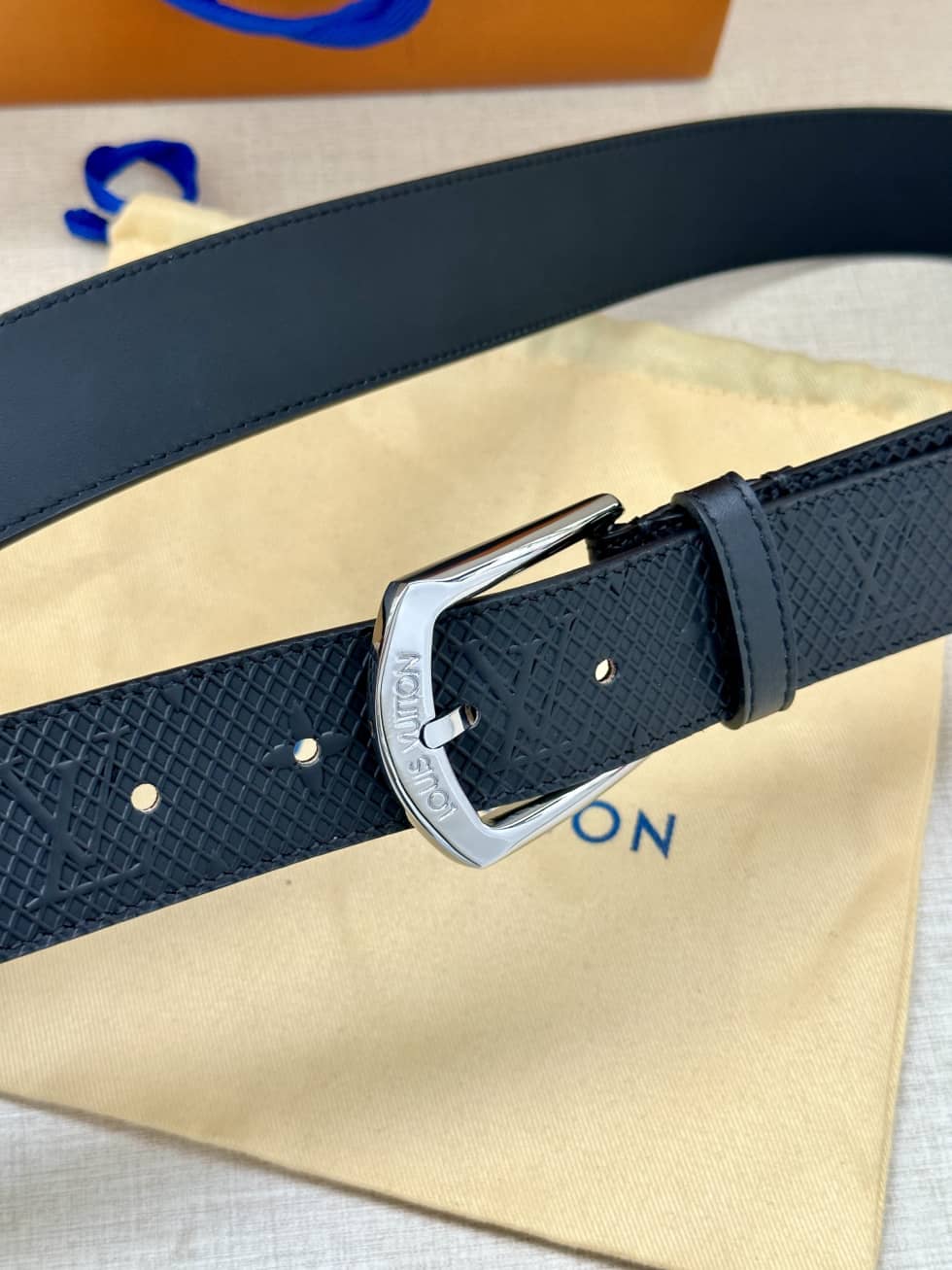 loubelt198_2