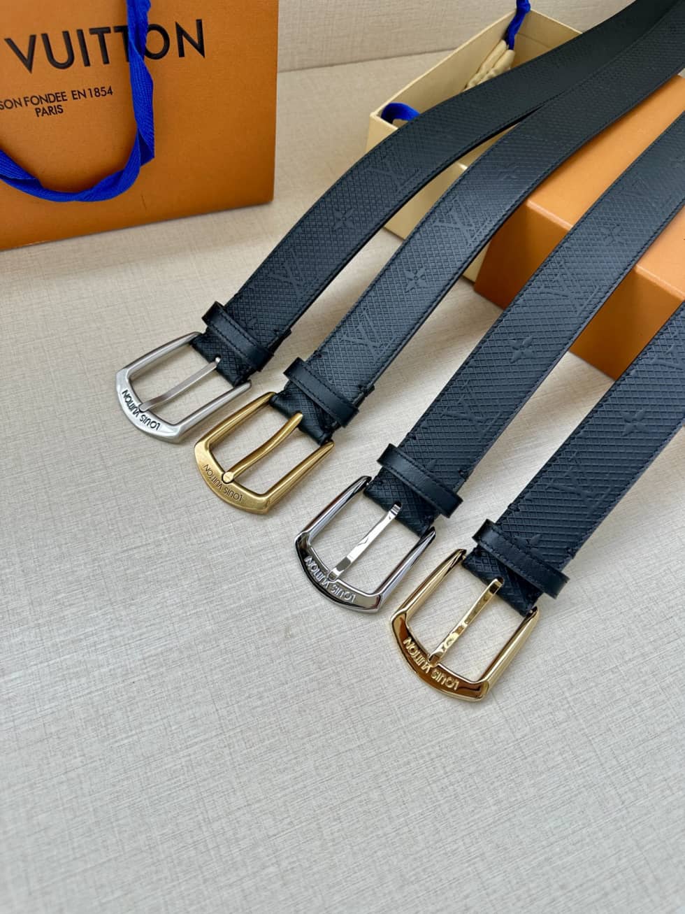 loubelt198_9