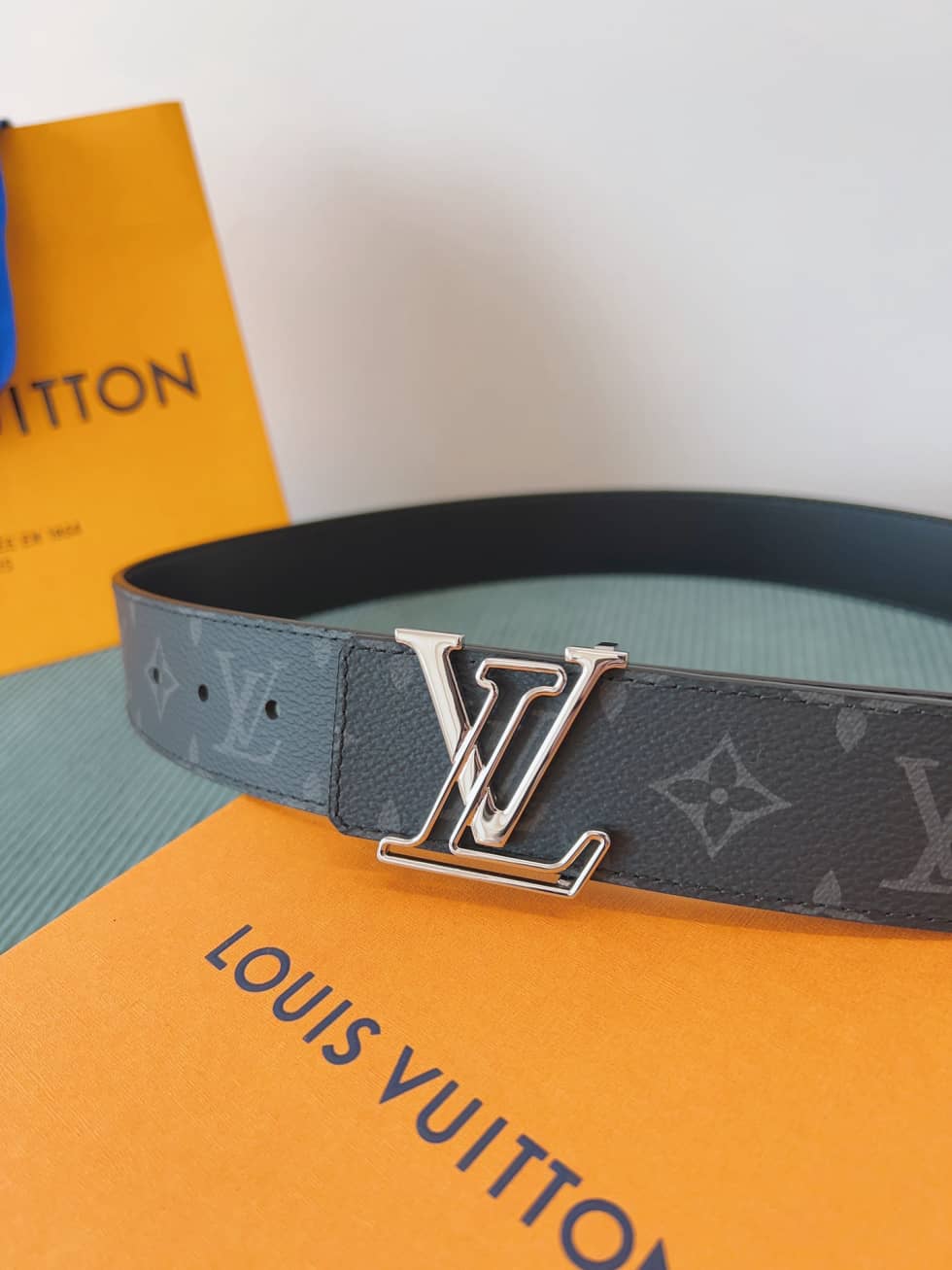 loubelt239_4