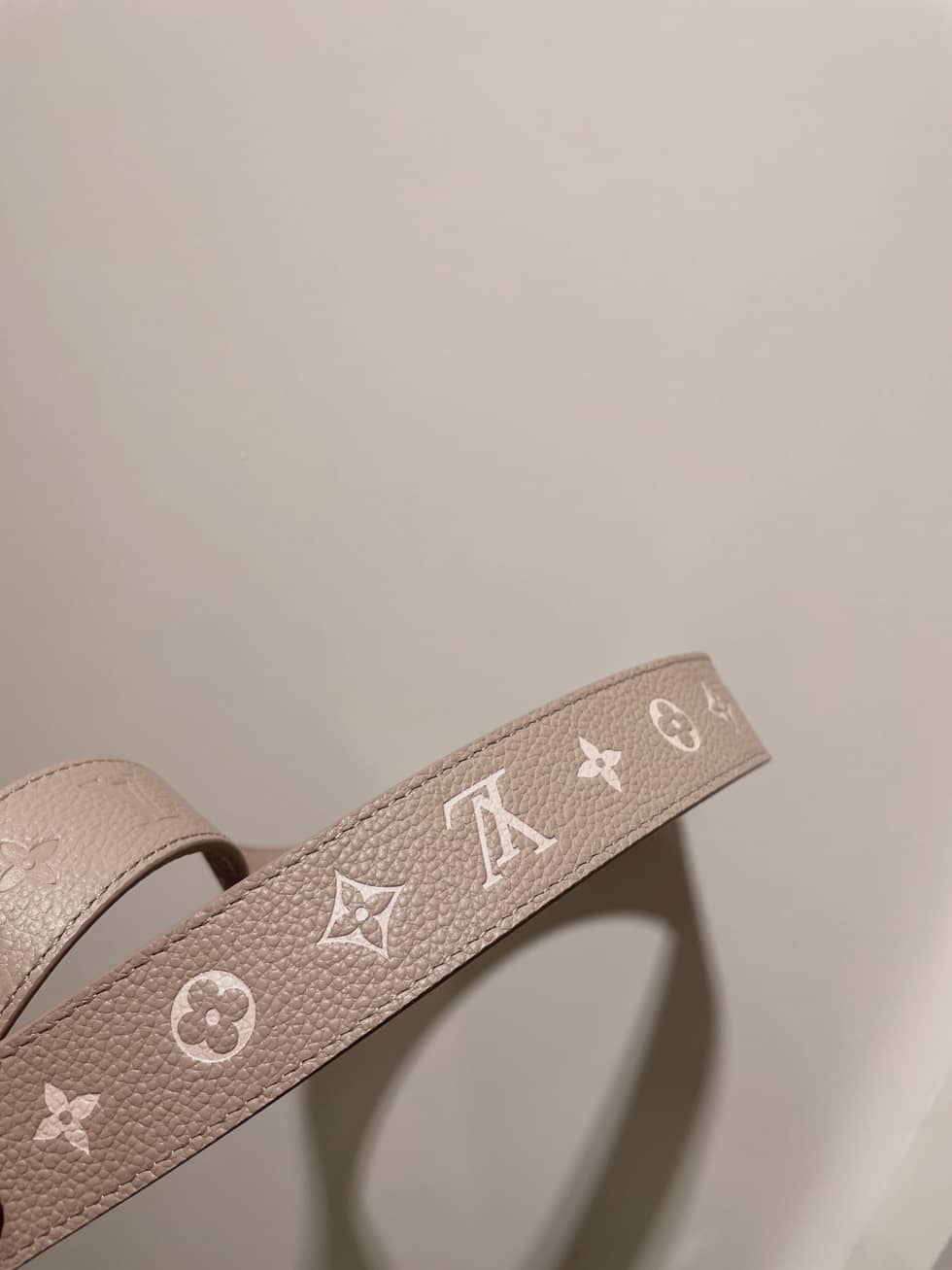 loubelt269_6