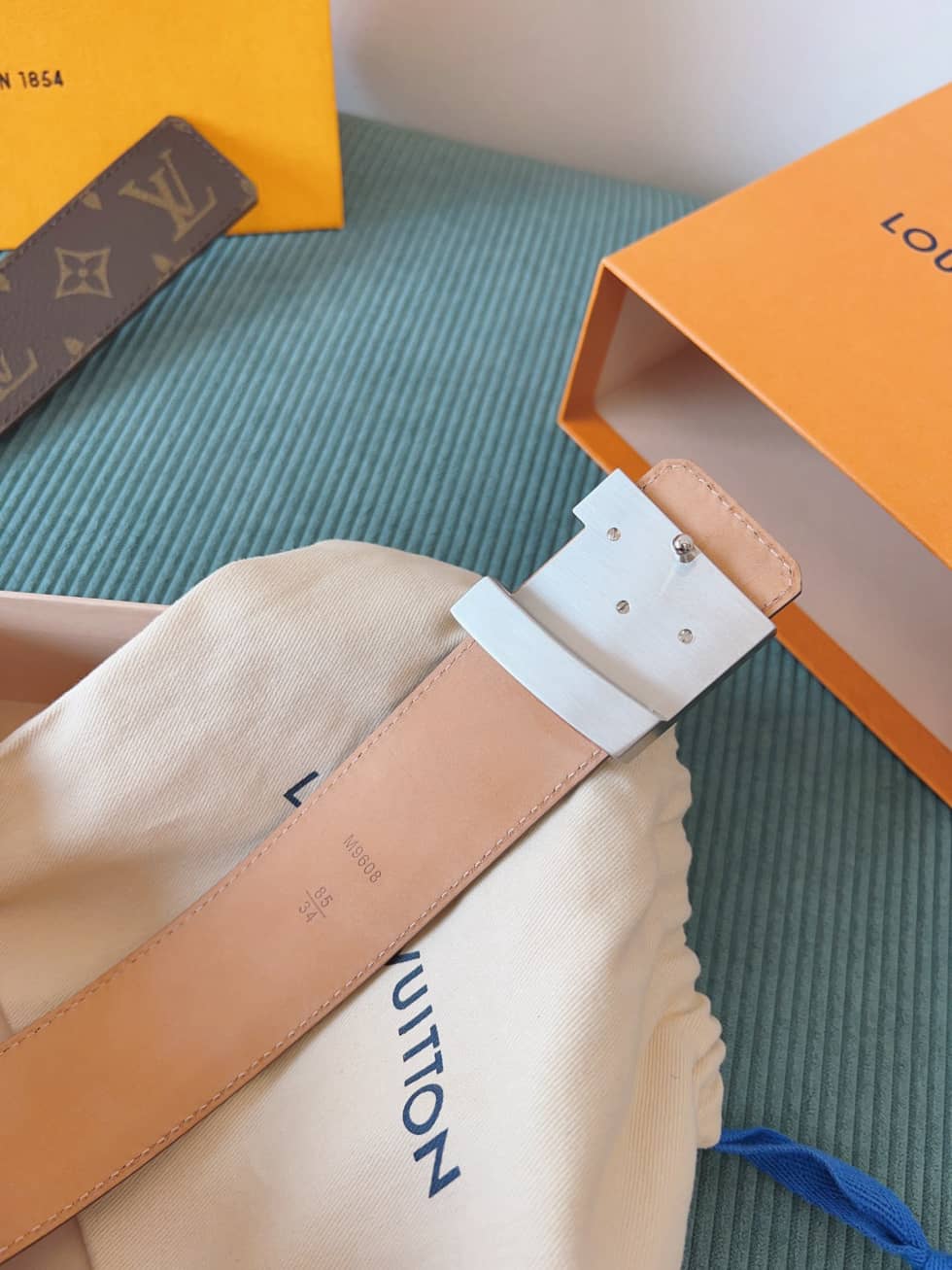 loubelt272_5