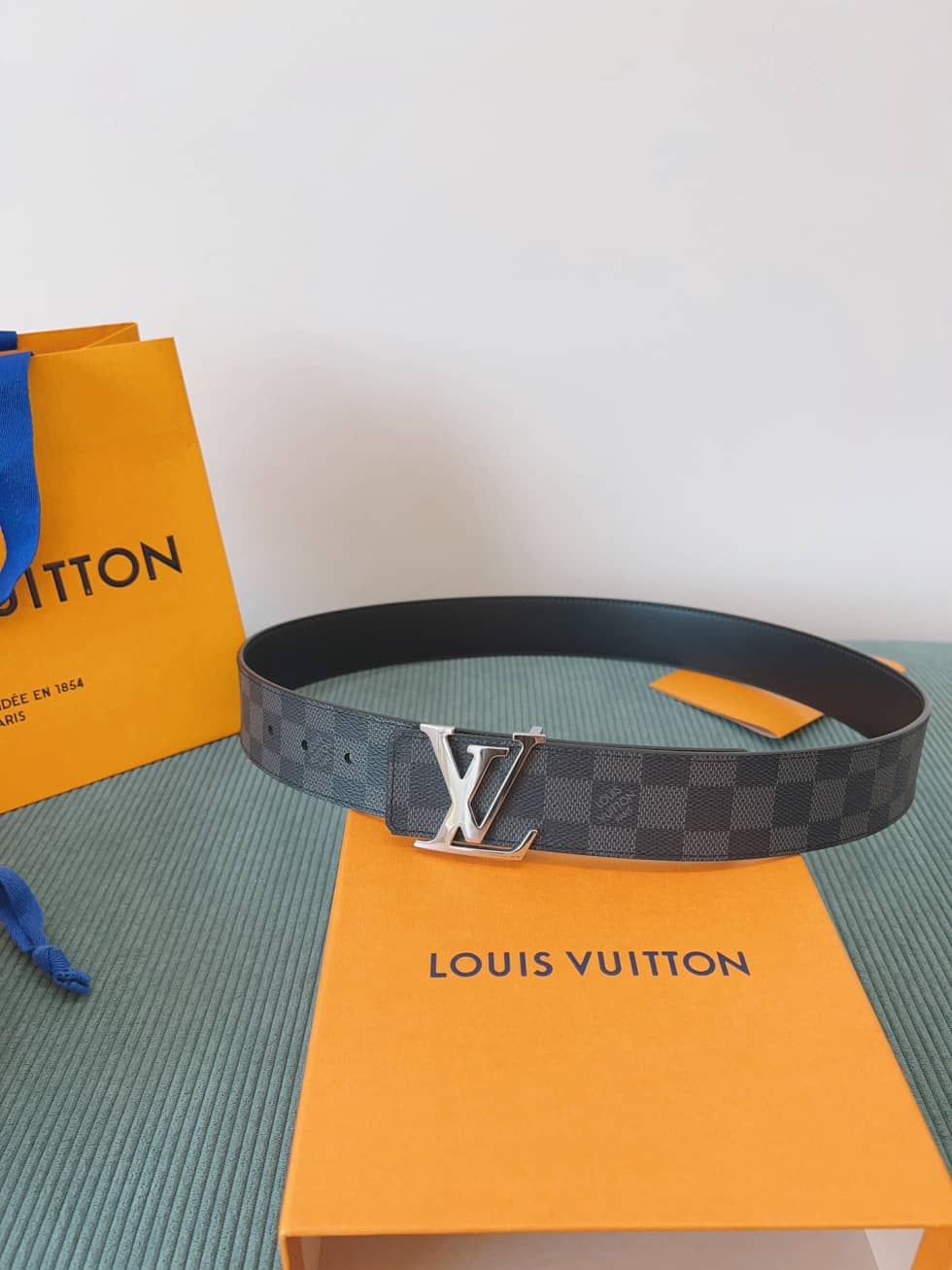 loubelt280_1