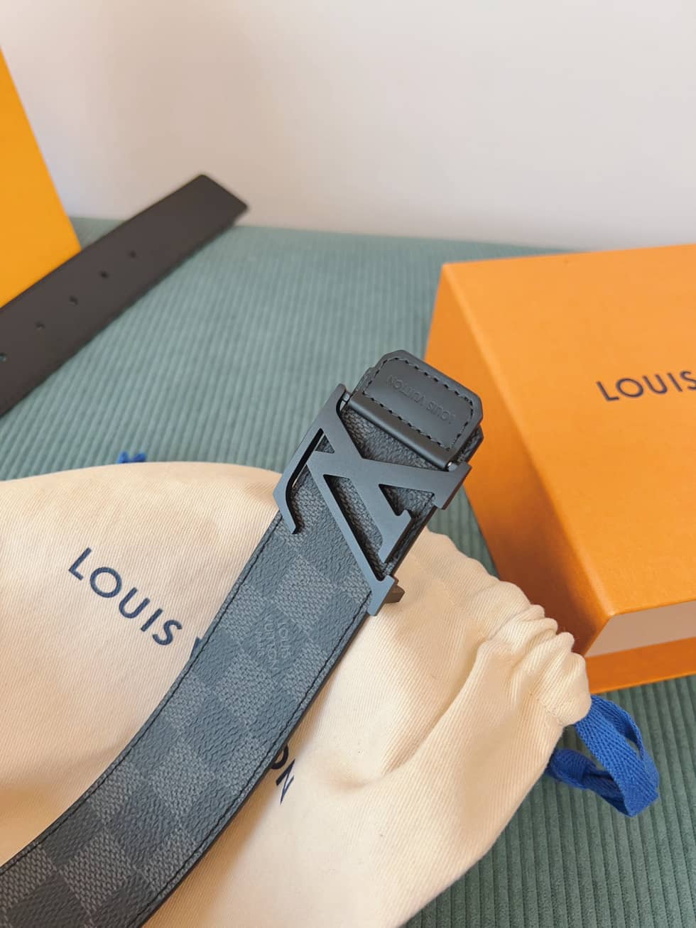 loubelt282_5