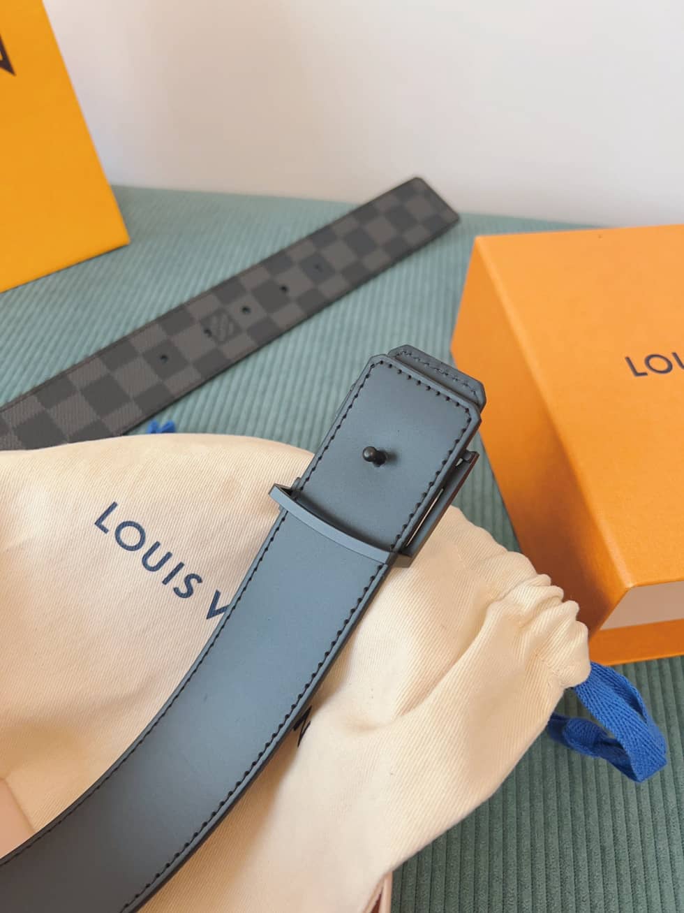 loubelt282_6