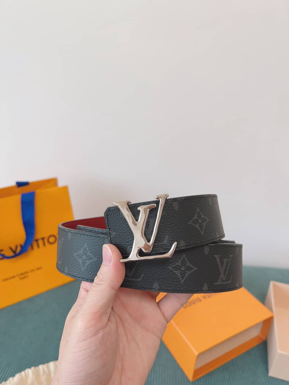 loubelt283_6