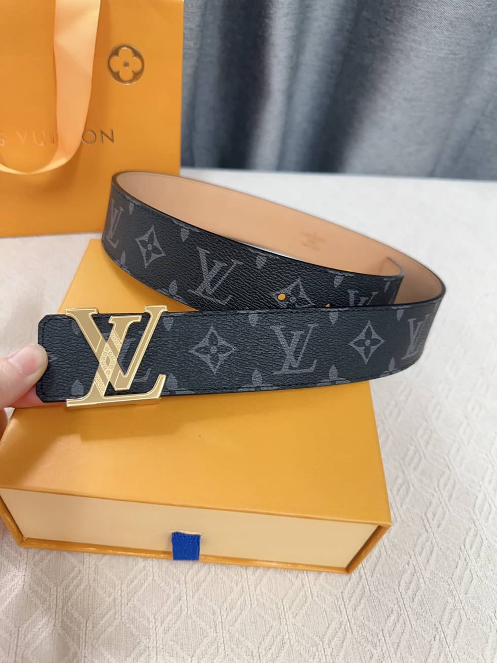 loubelt287_5