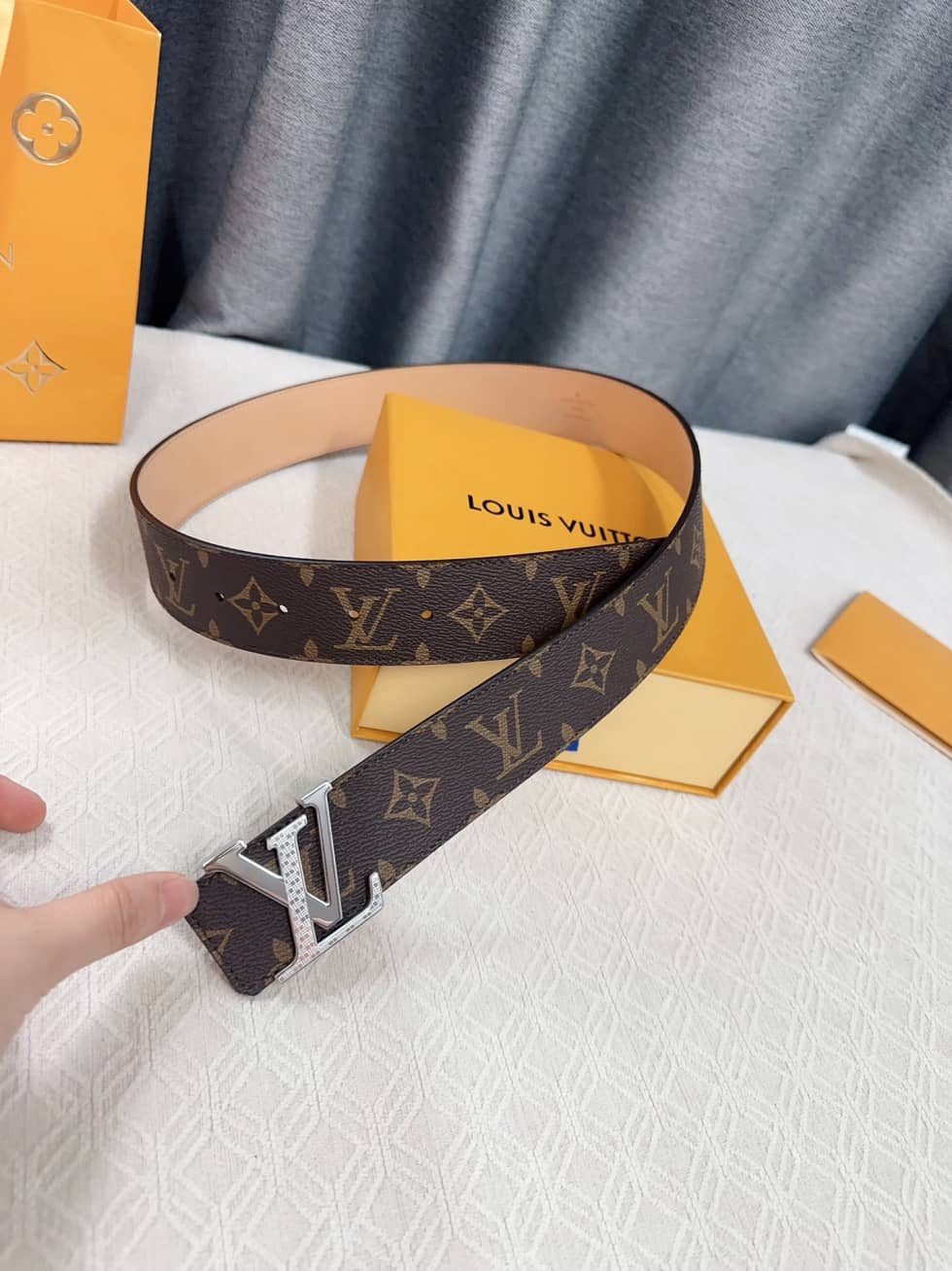 loubelt288_6