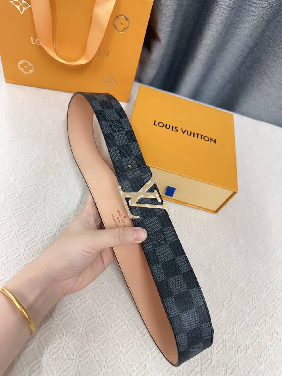 loubelt289_2