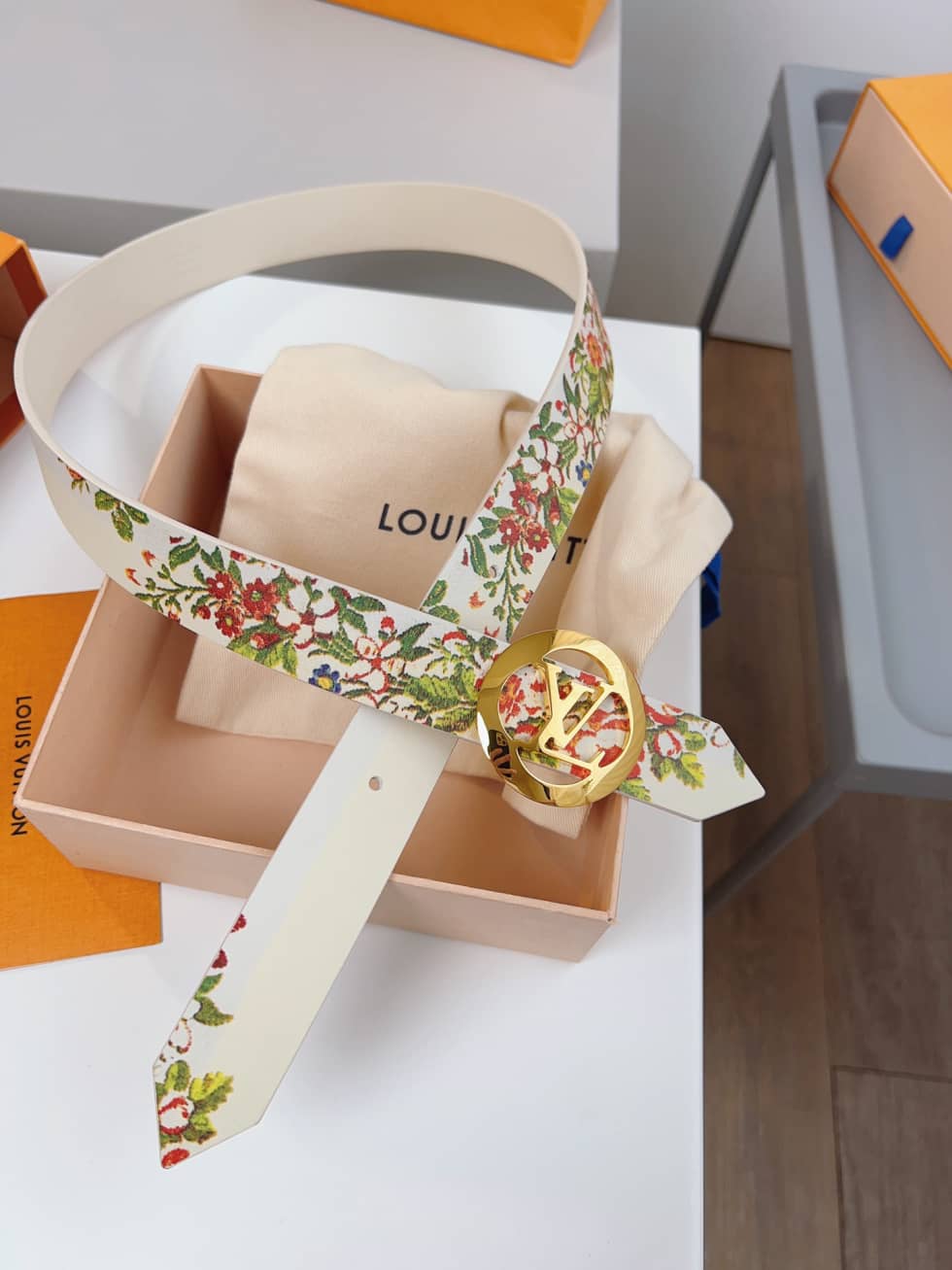 loubelt353_3