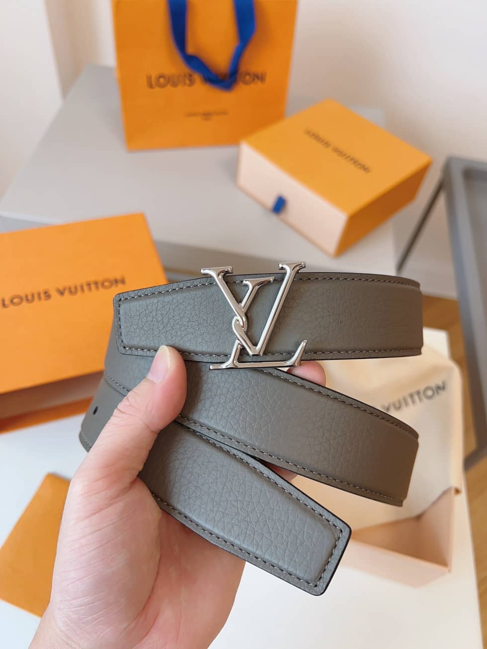 loubelt364_3