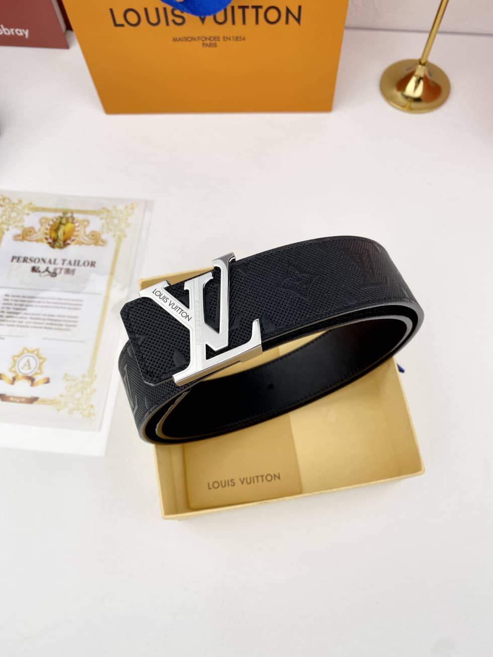 loubelt373_5