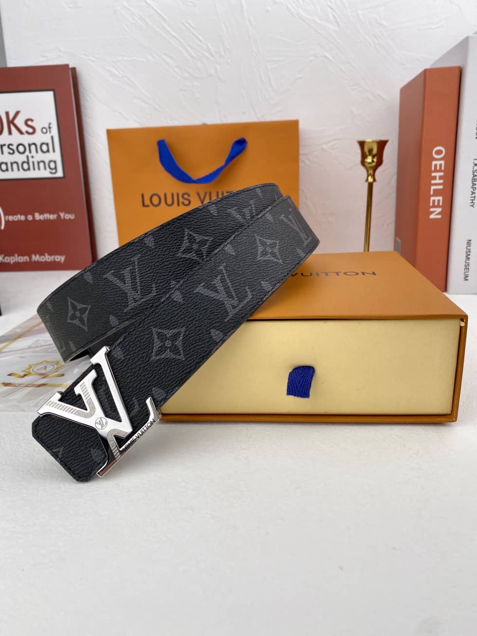 loubelt374_6