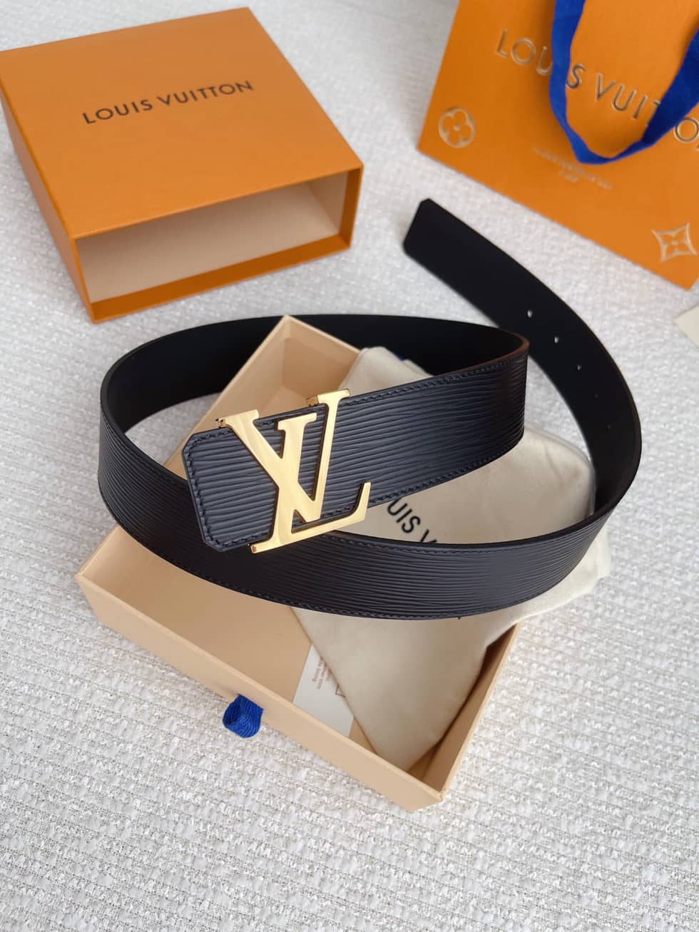 loubelt378_4