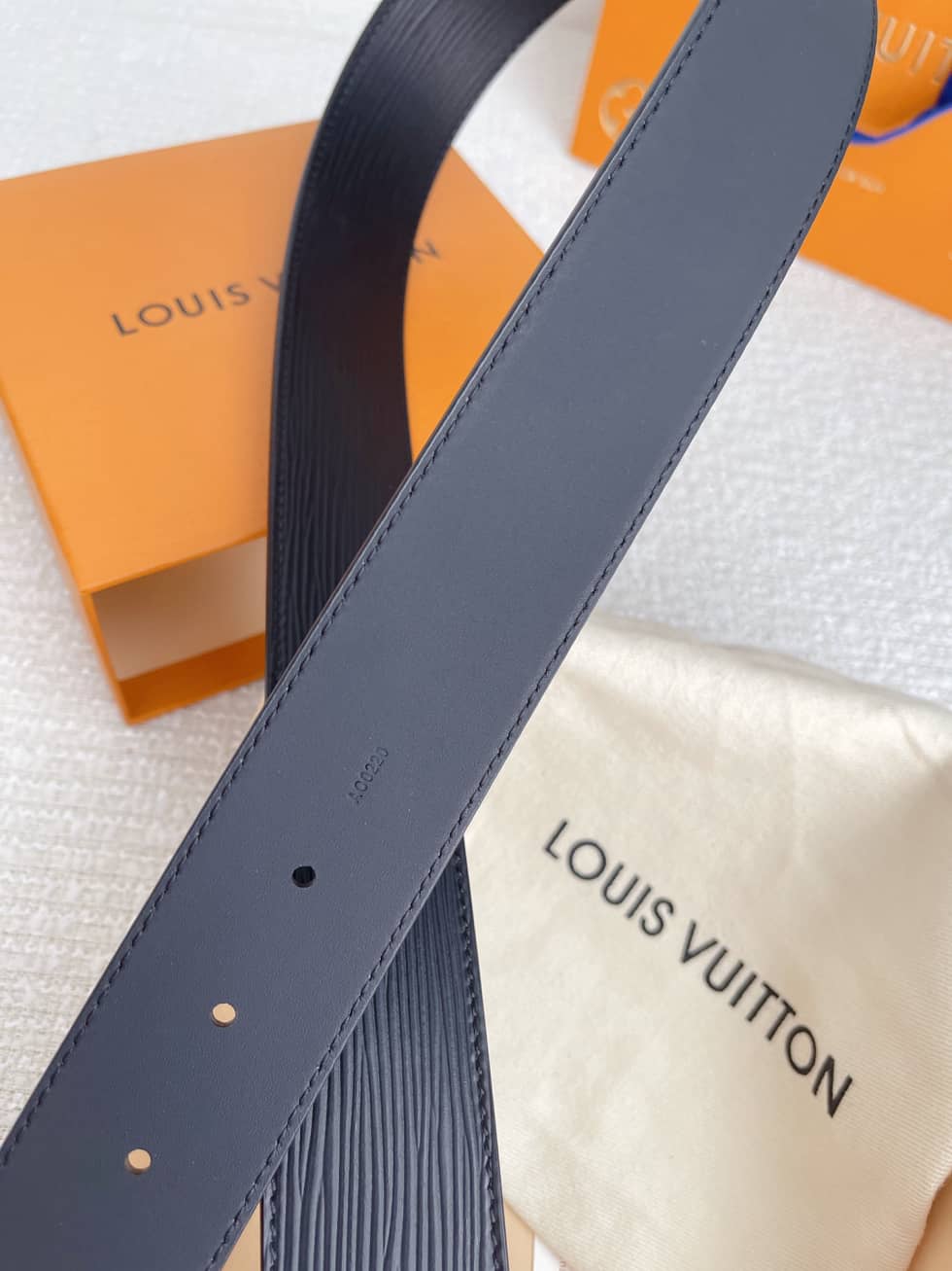 loubelt378_8