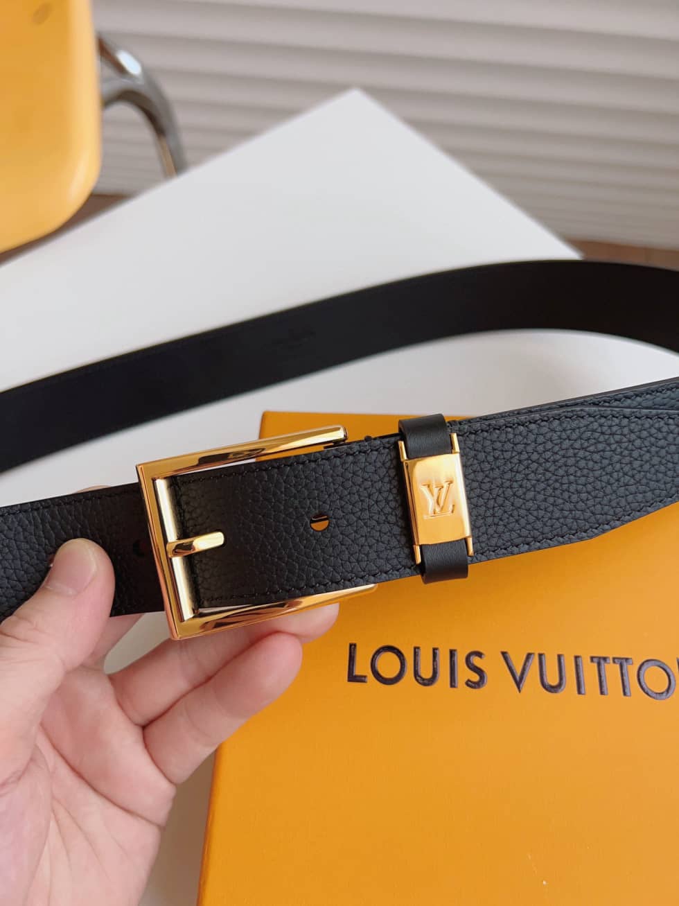 loubelt382_4