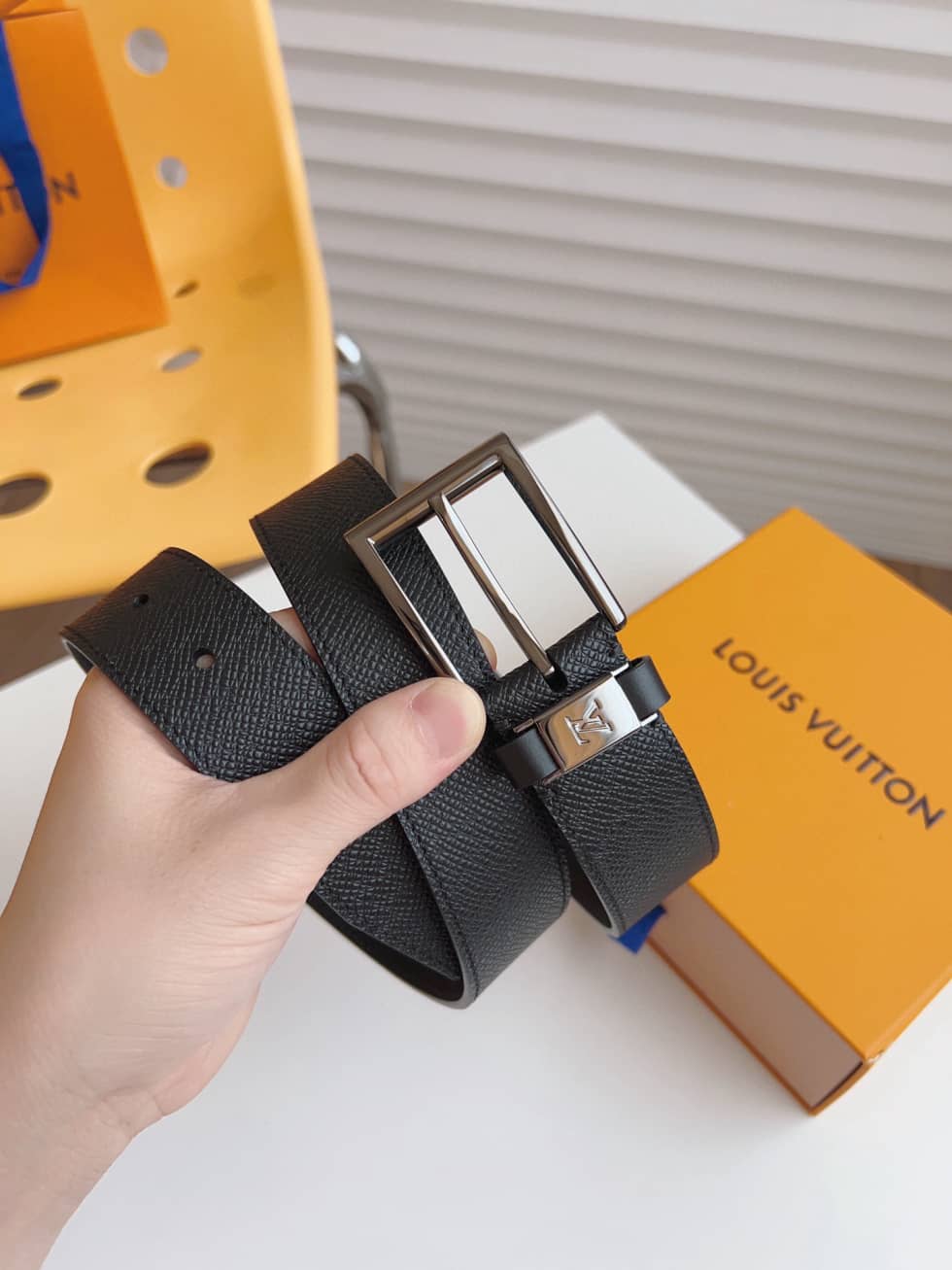 loubelt389_1