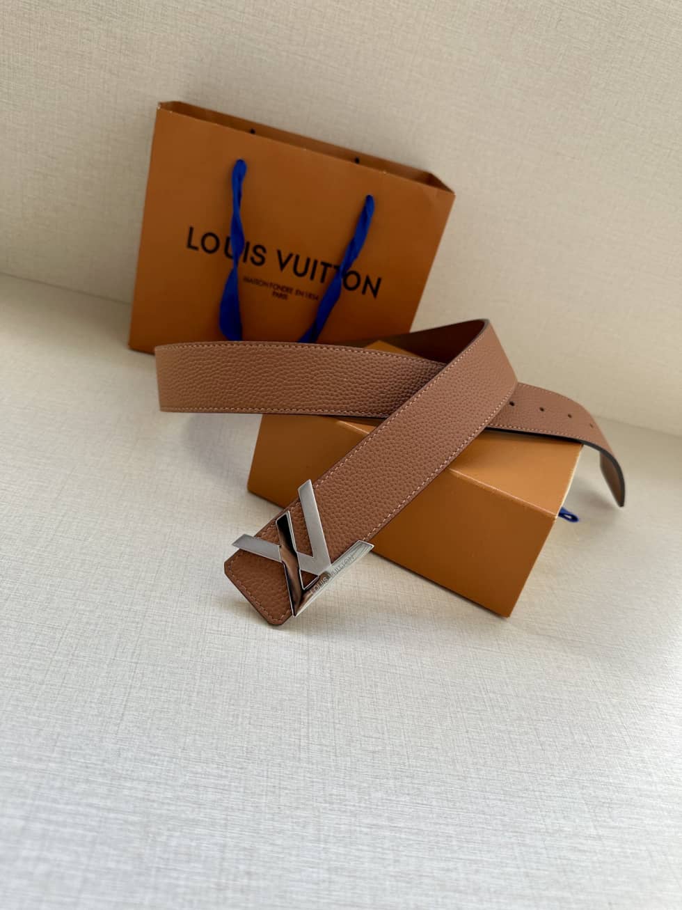 loubelt402_7