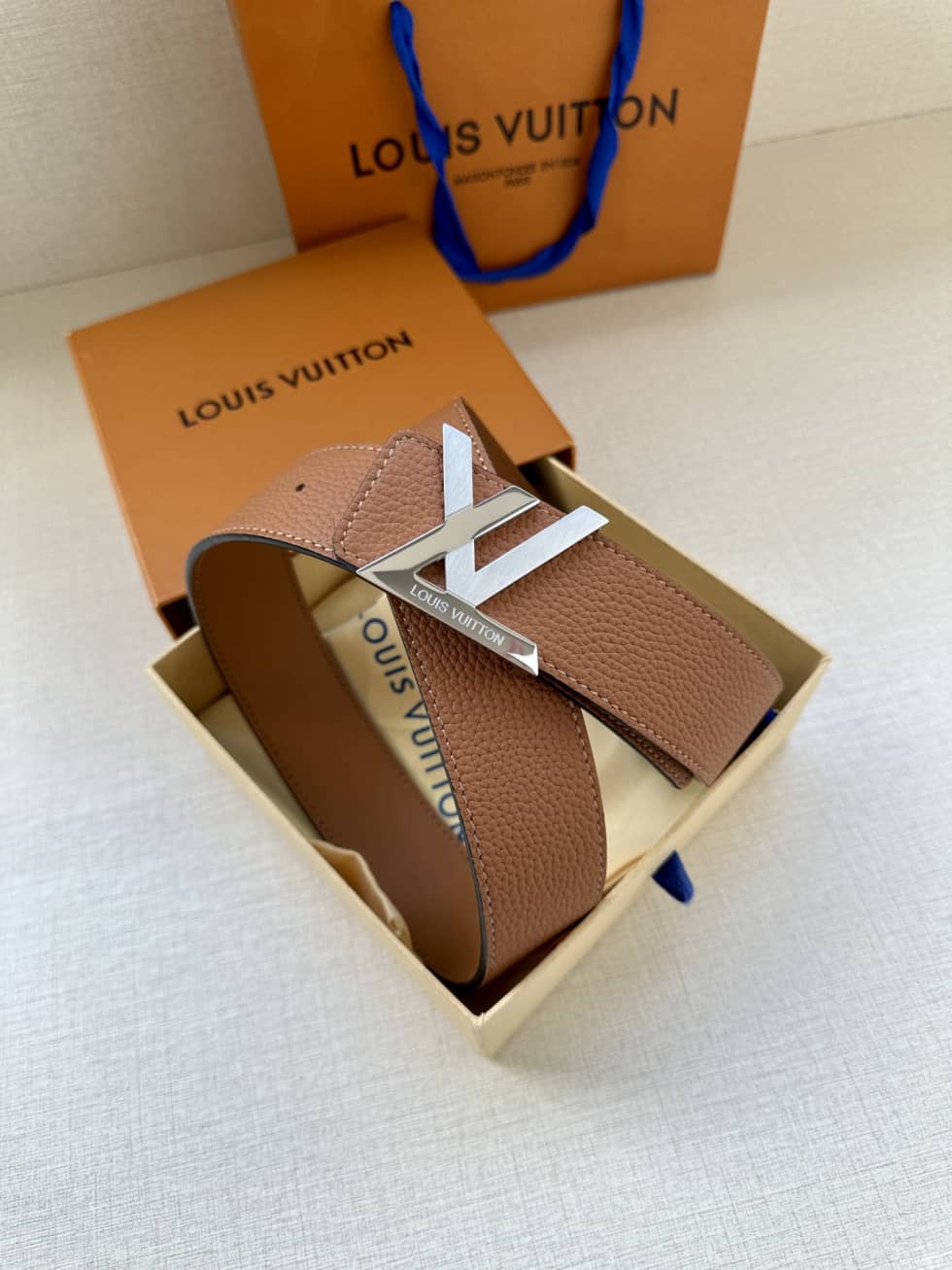 loubelt402_8