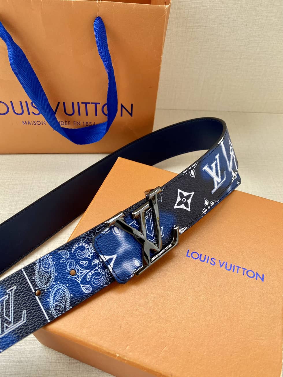 loubelt405_2