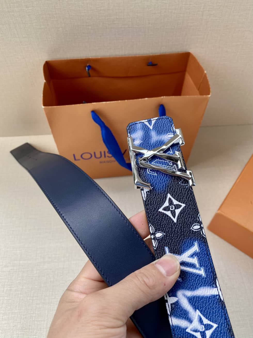 loubelt405_6