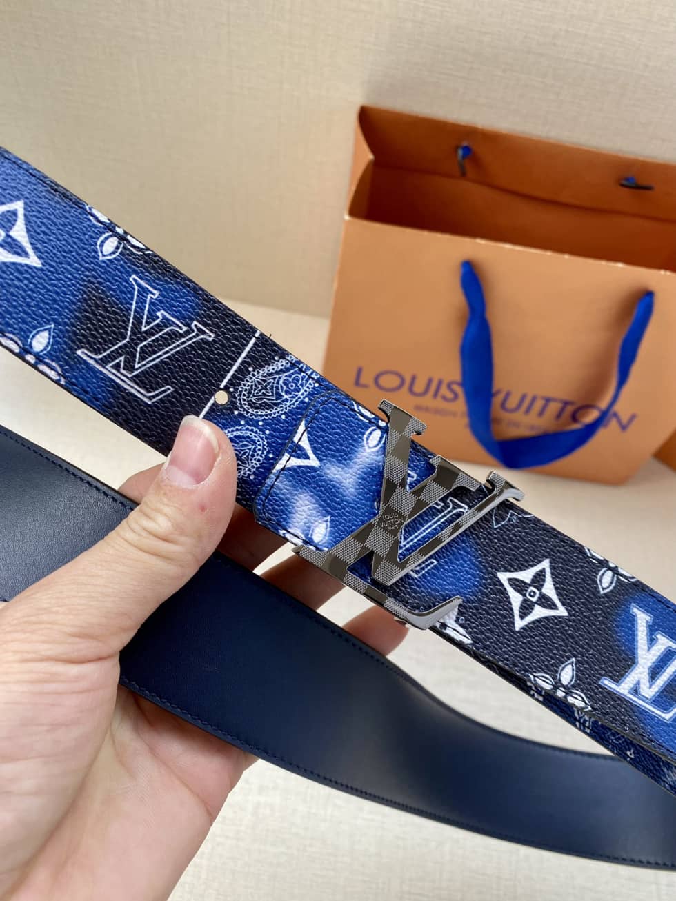 loubelt407_2