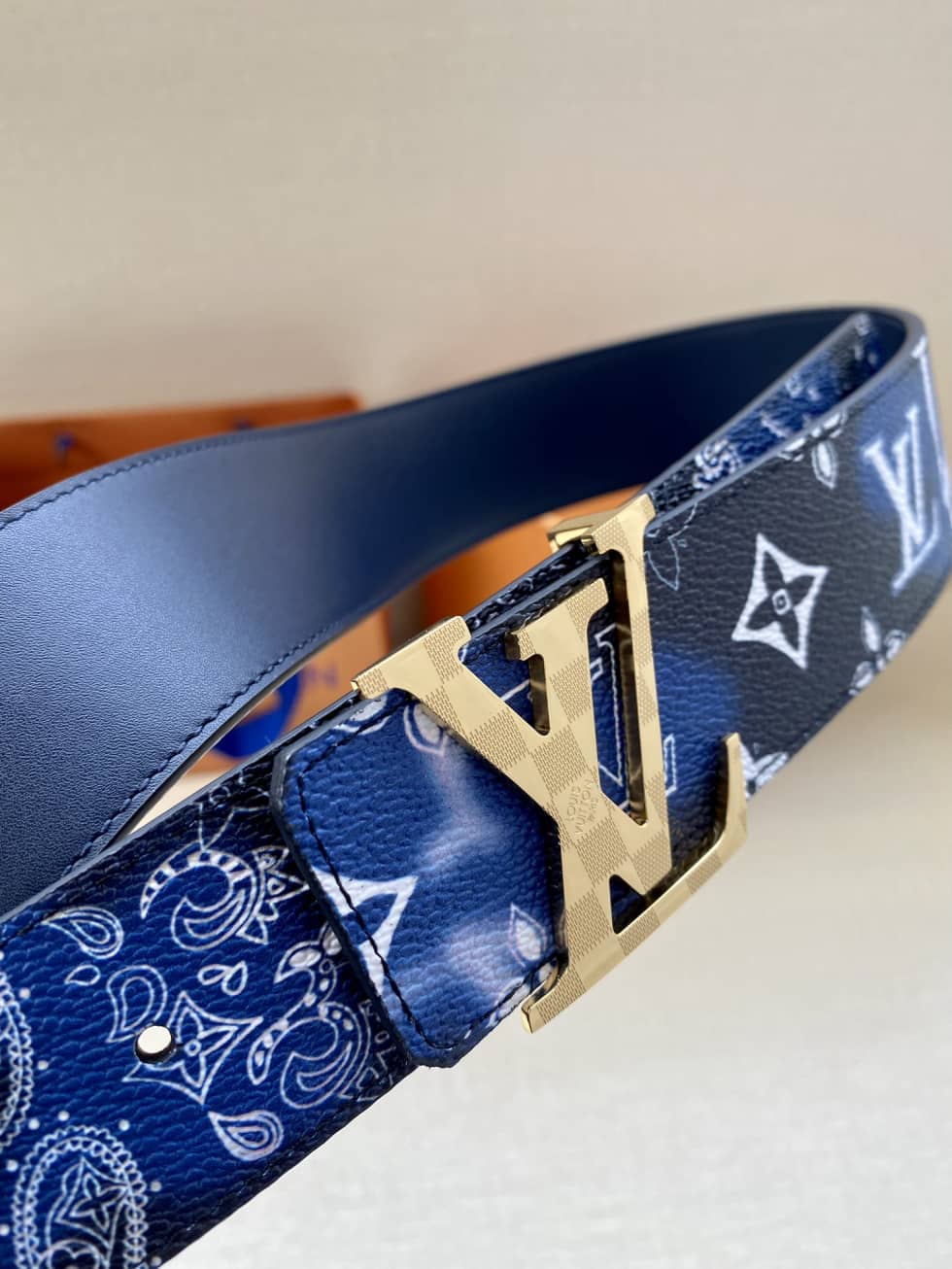 loubelt407_5