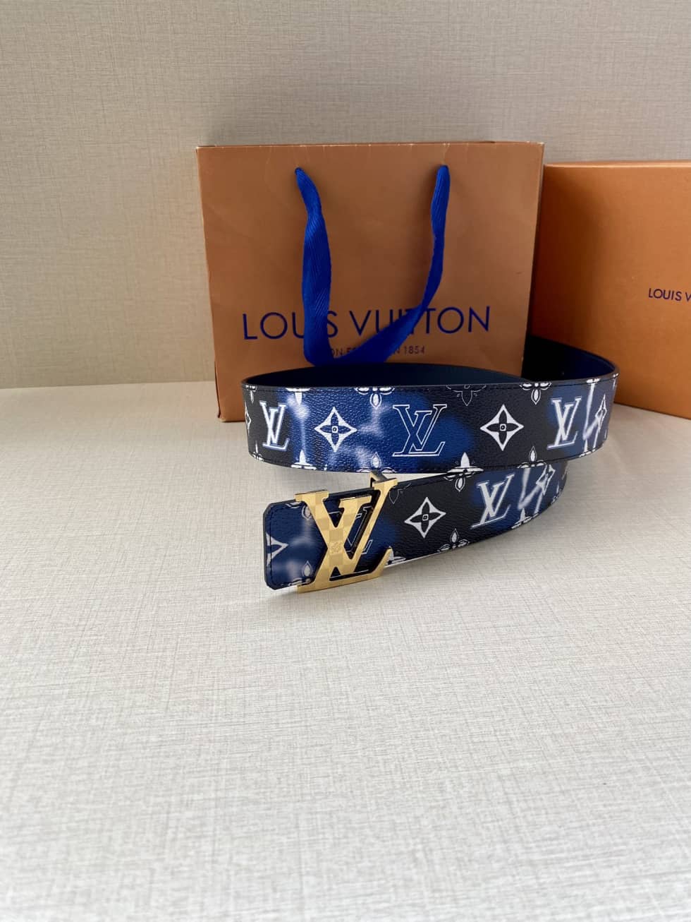 loubelt407_6