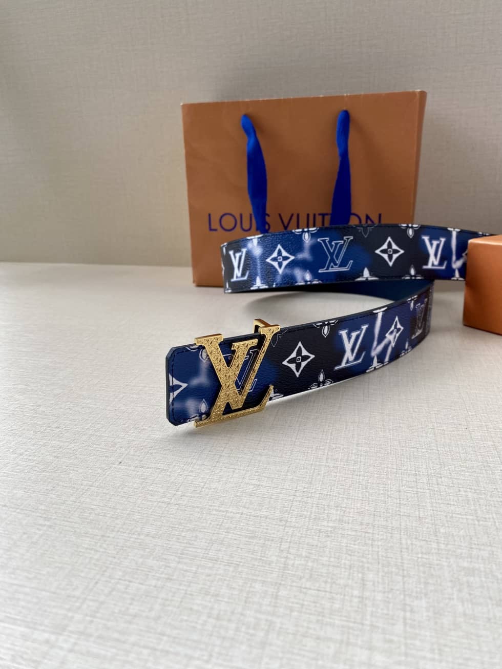 loubelt408_6