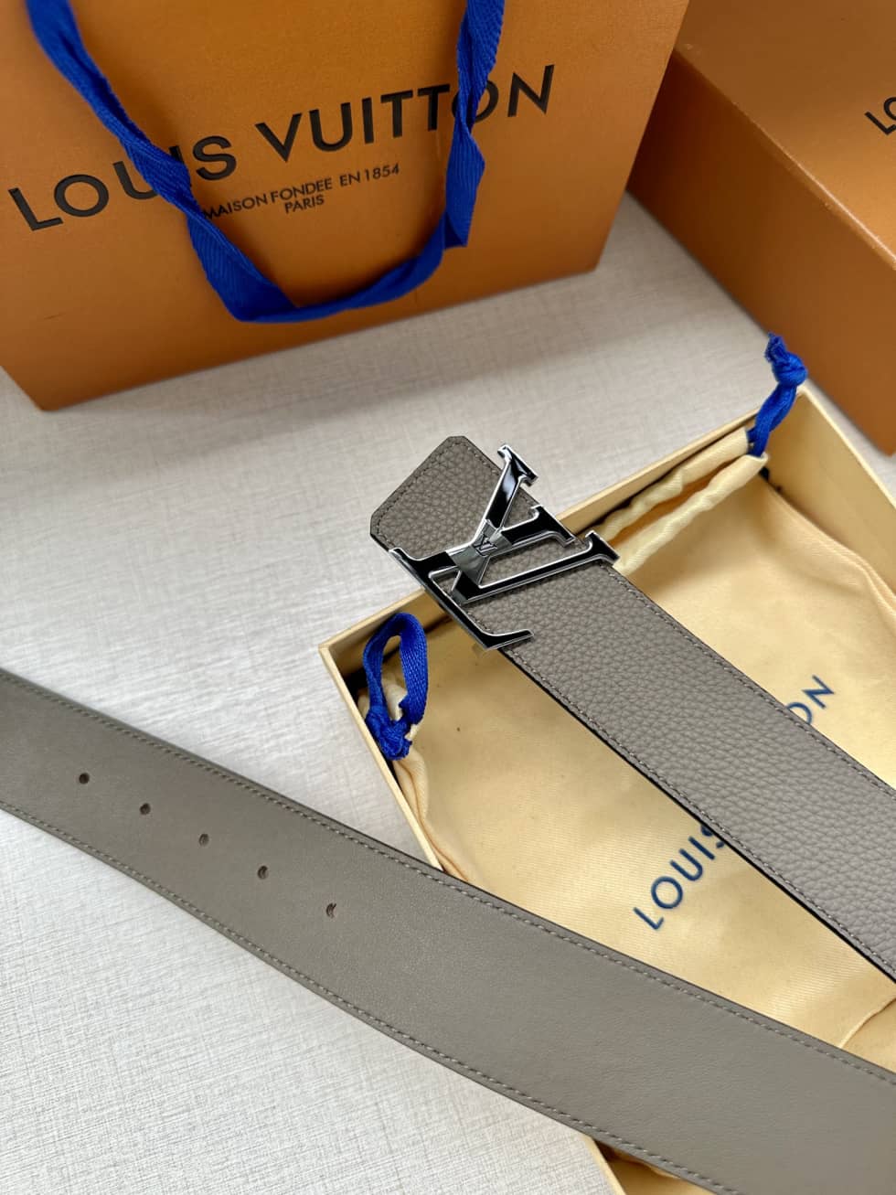 loubelt415_9
