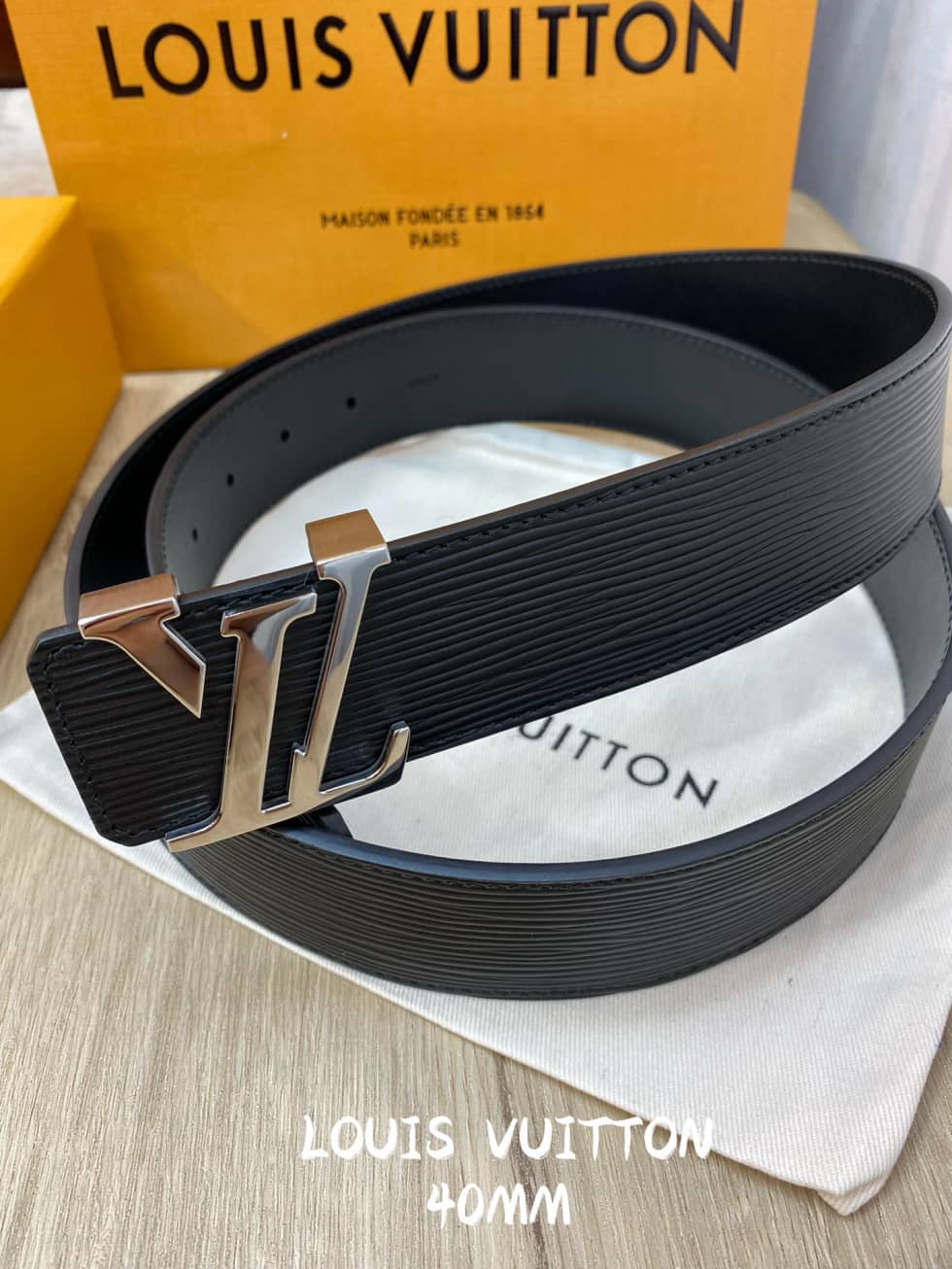 loubelt437_1