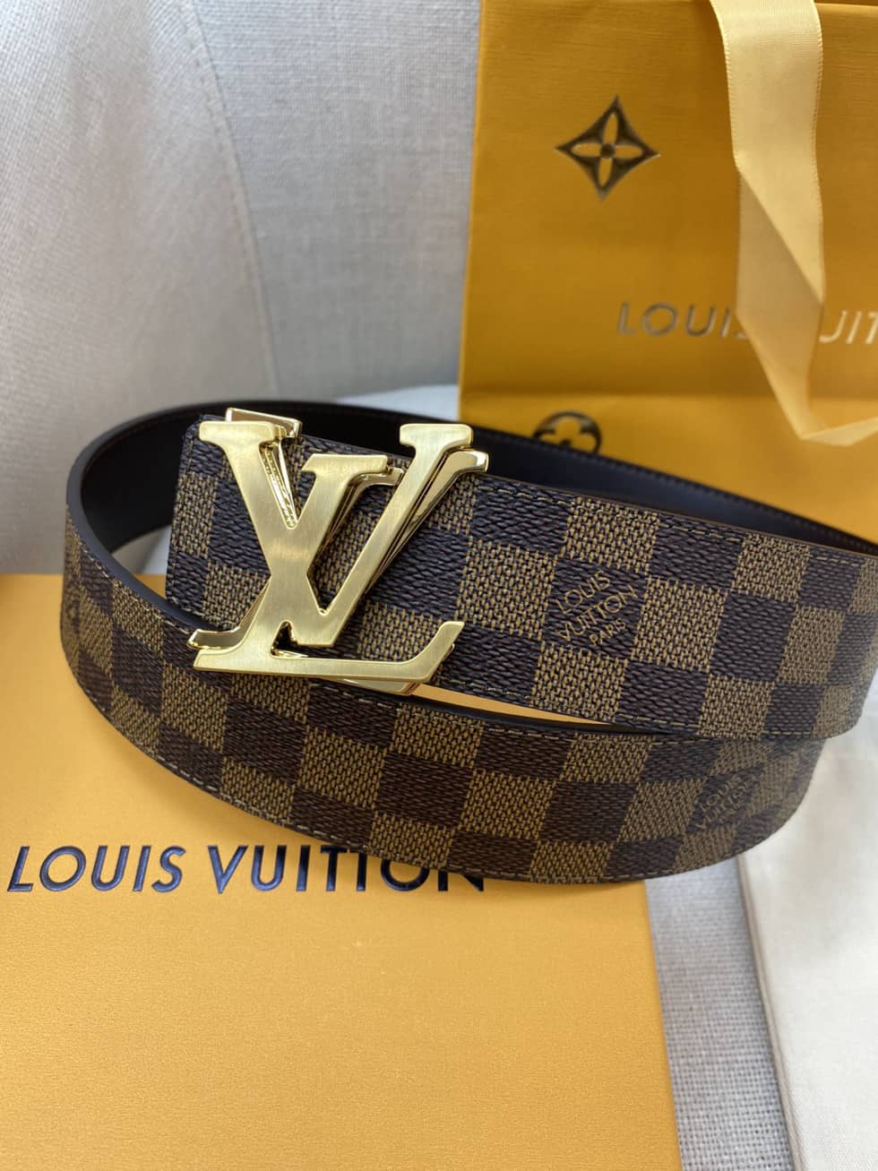 loubelt439_1
