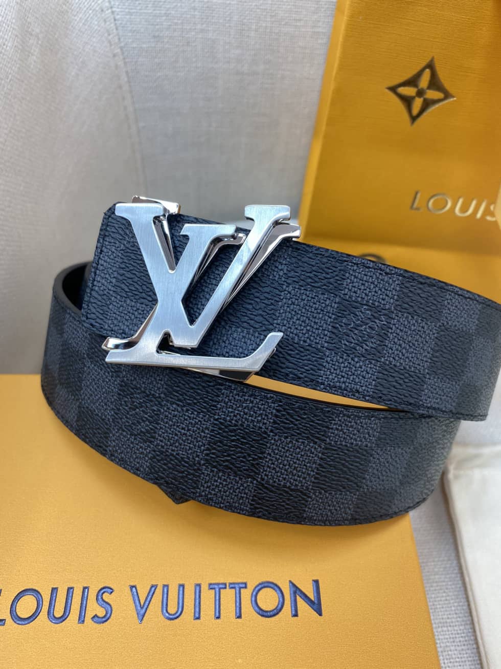 loubelt441_1