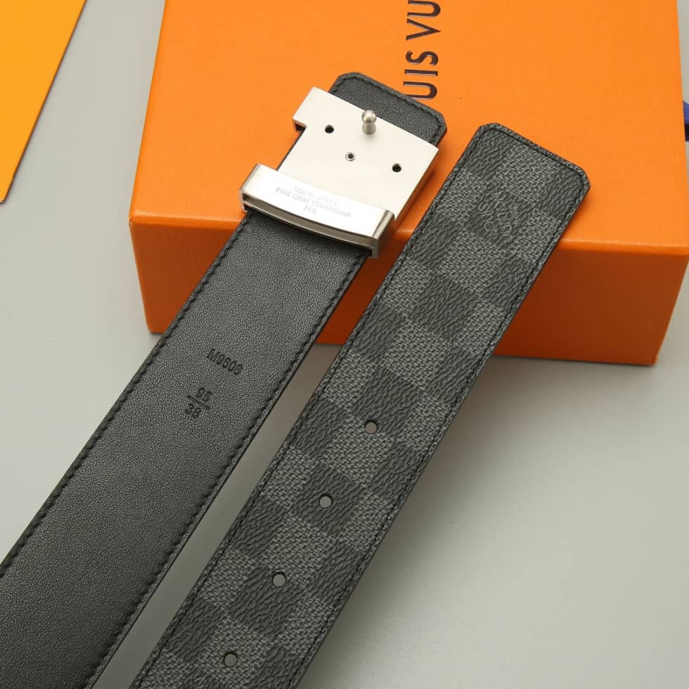loubelt447_7