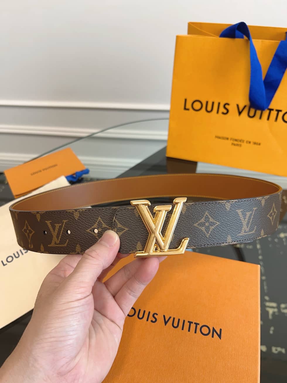 loubelt44_2