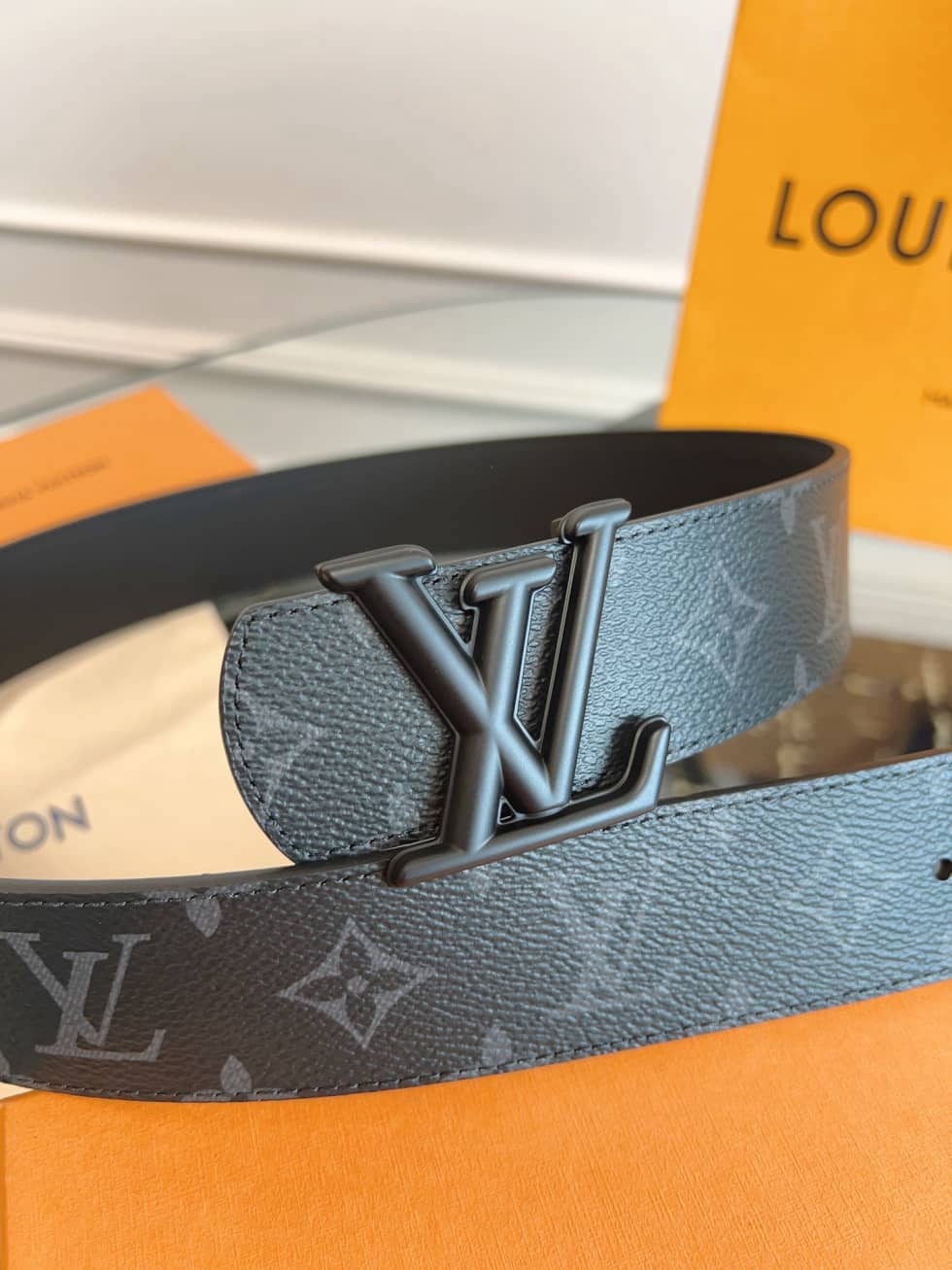 loubelt45_3