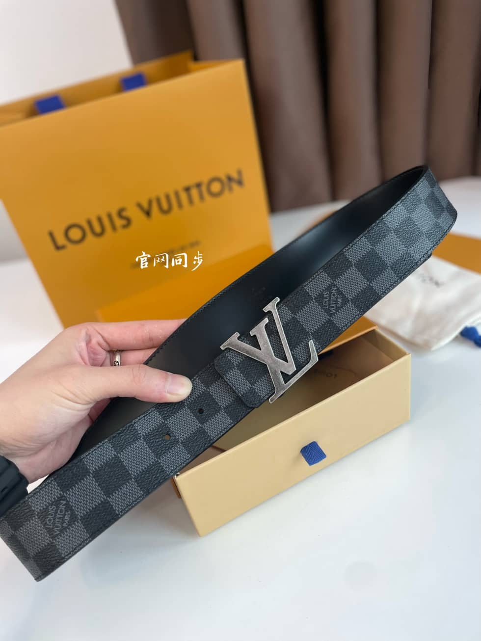 loubelt468_1