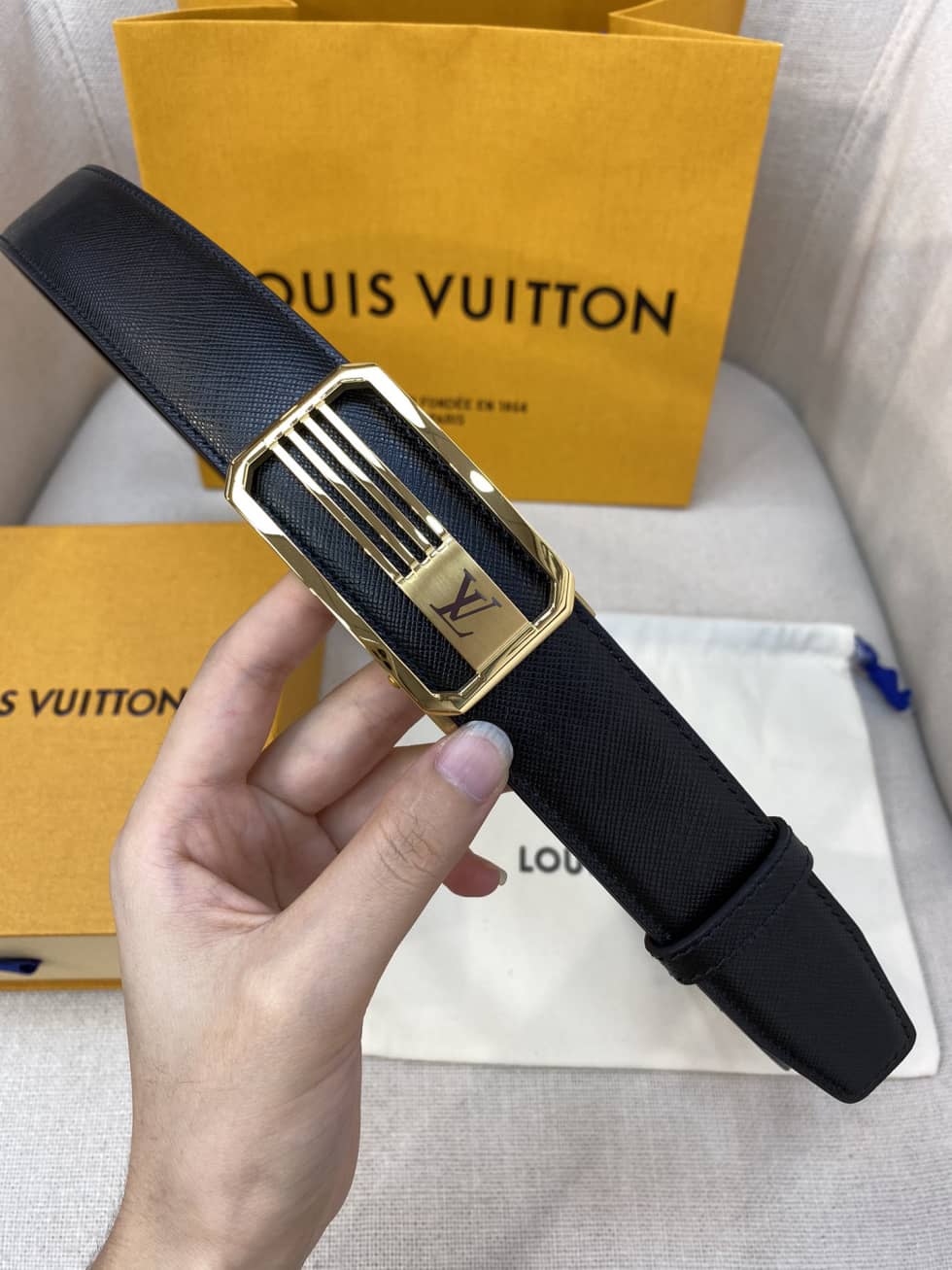 loubelt519_3