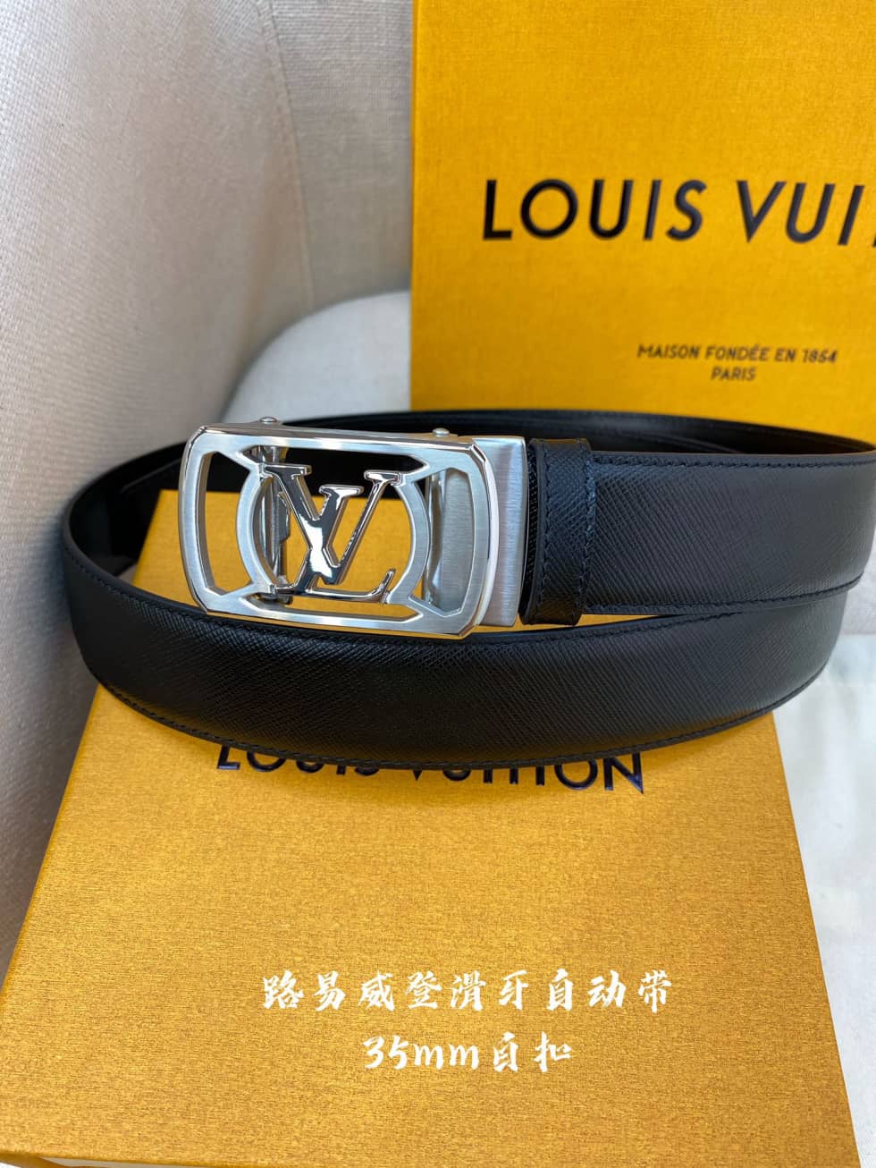 loubelt522_1