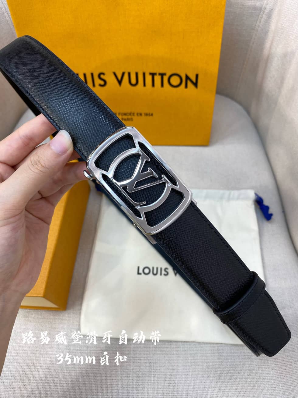 loubelt522_3