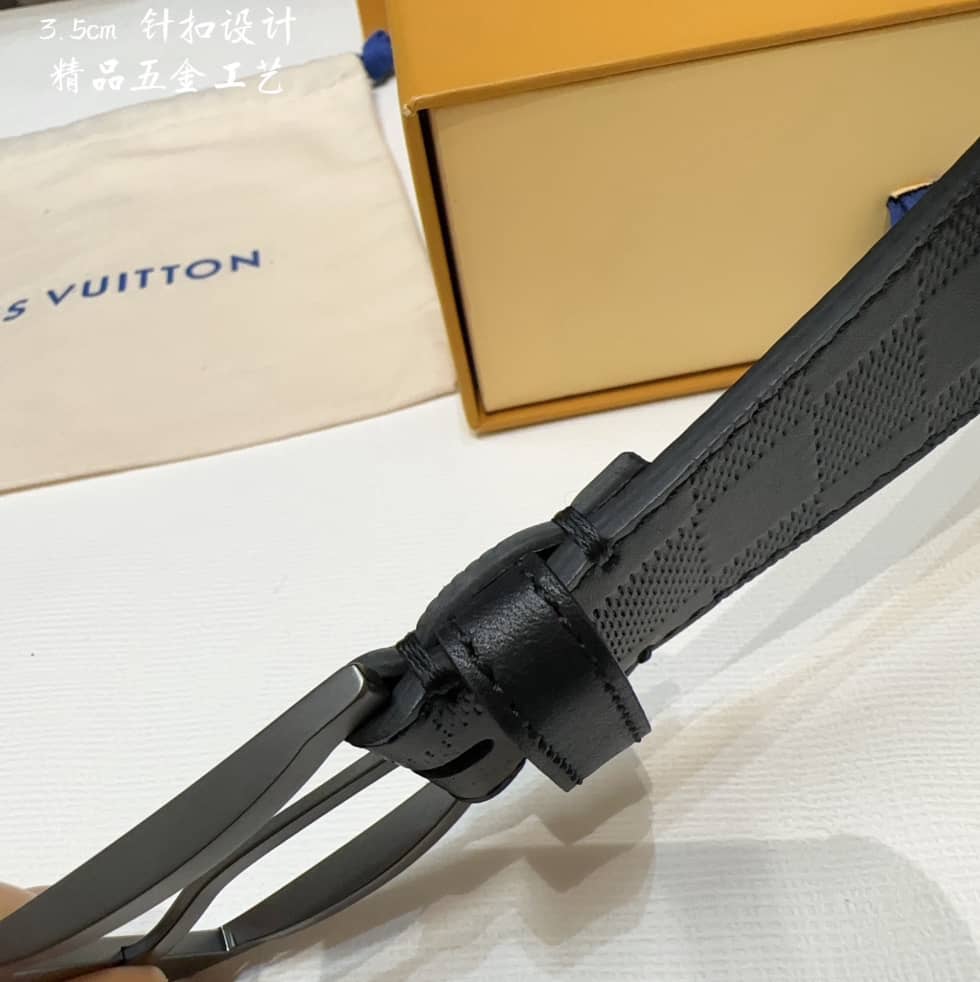 loubelt558_3