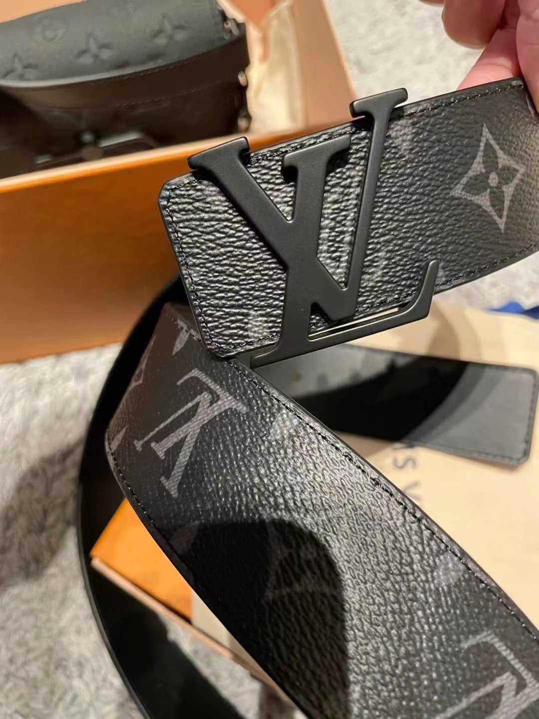 loubelt567_2
