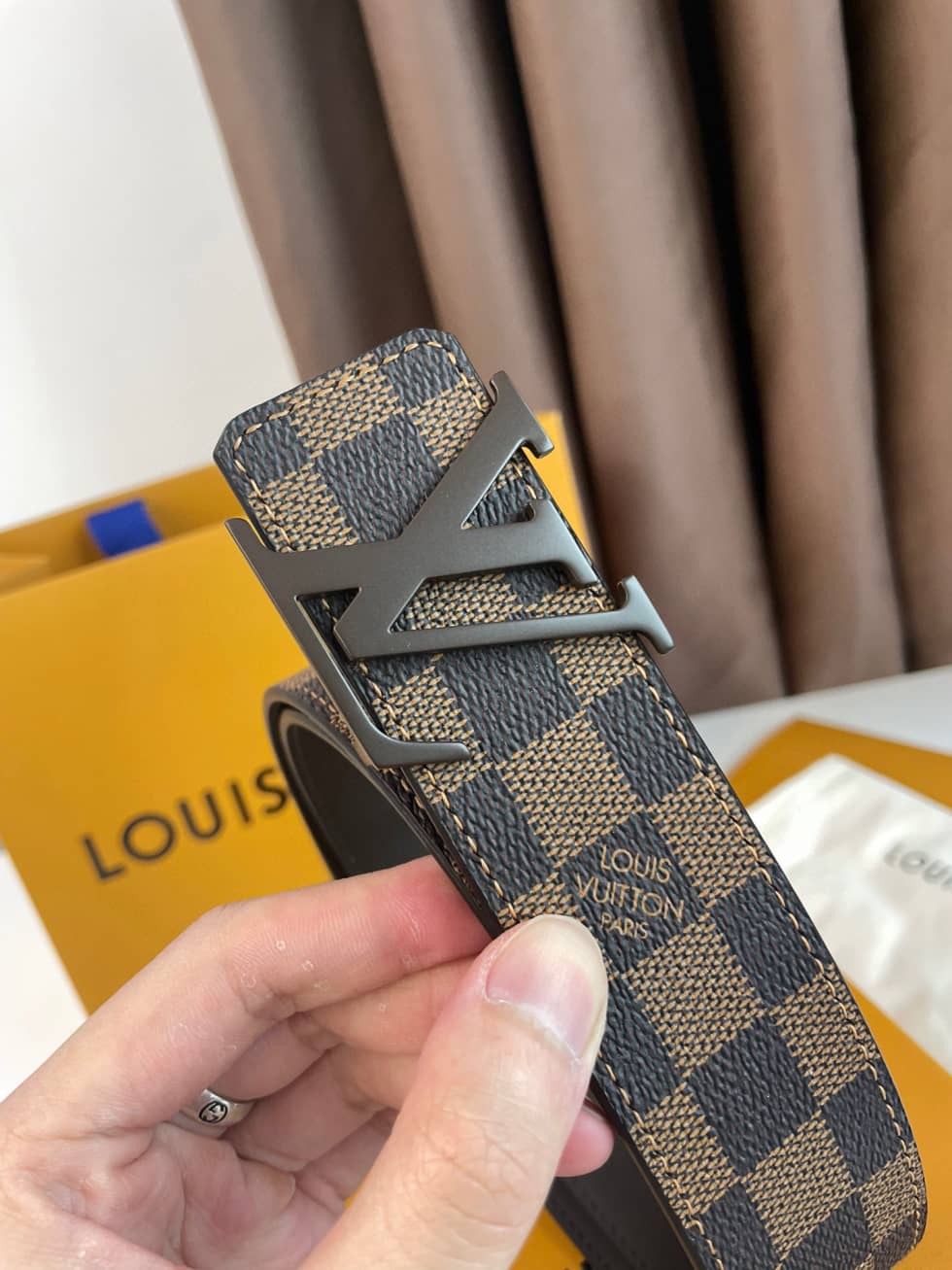 loubelt569_6