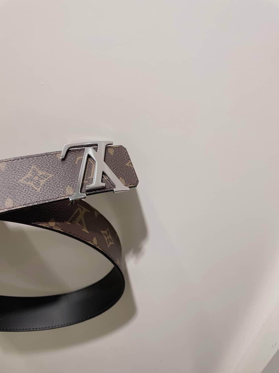 loubelt585_2