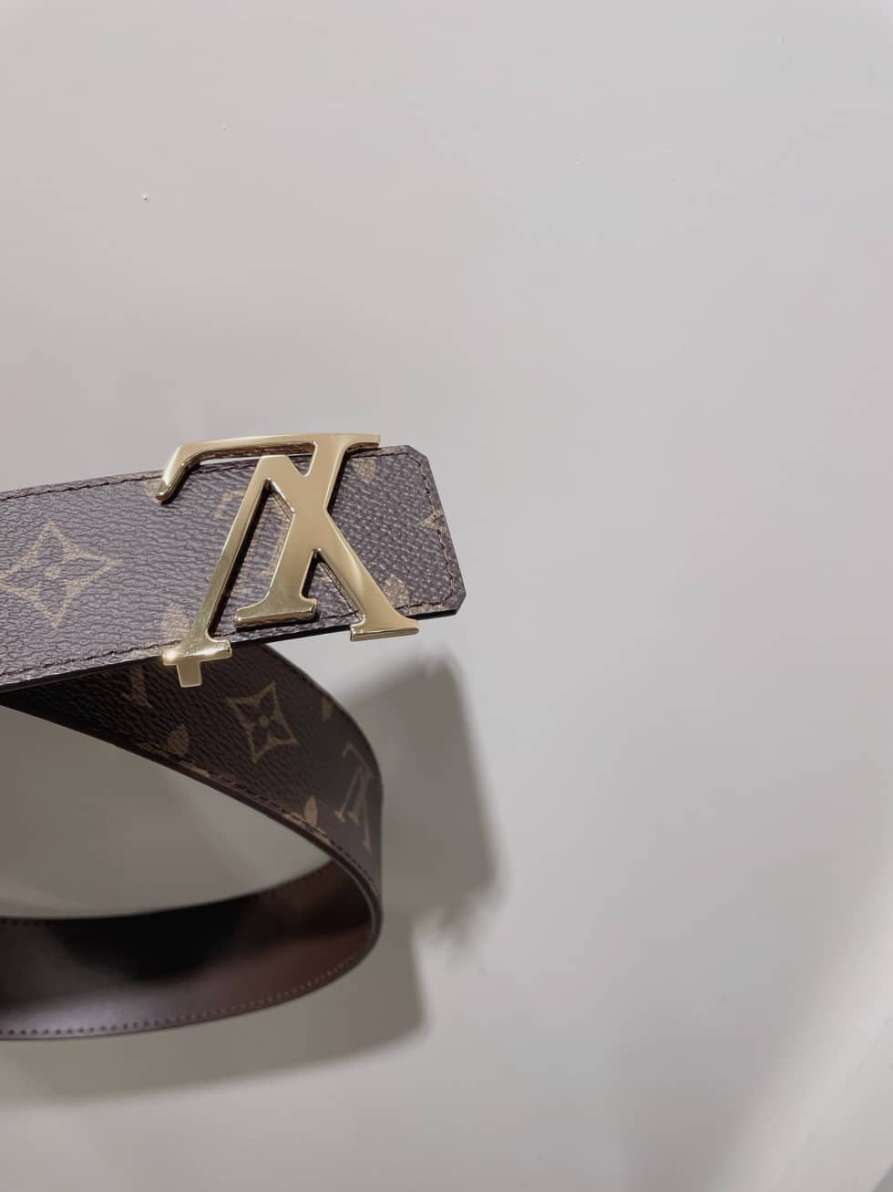 loubelt586_2