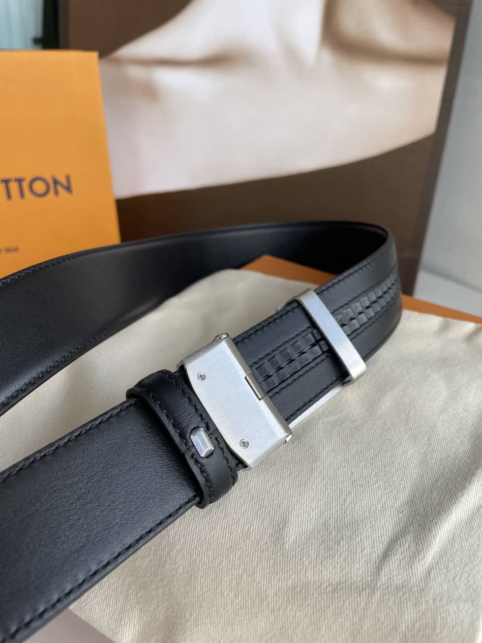 loubelt594_5