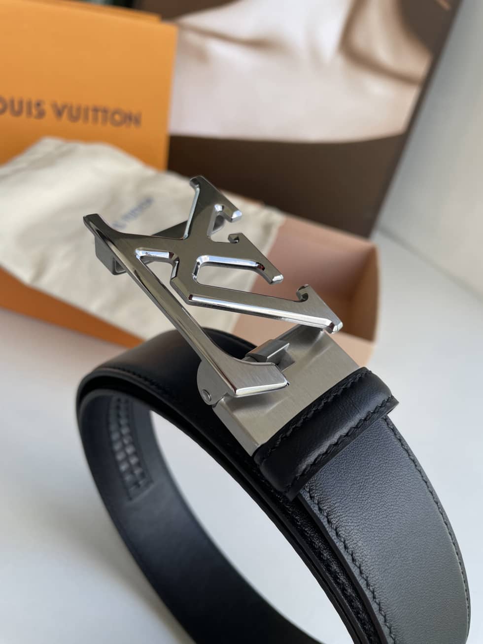 loubelt594_7